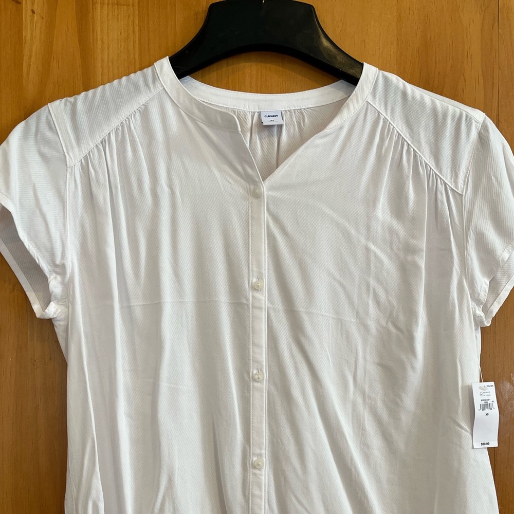 Old Navy Button-front Blouse